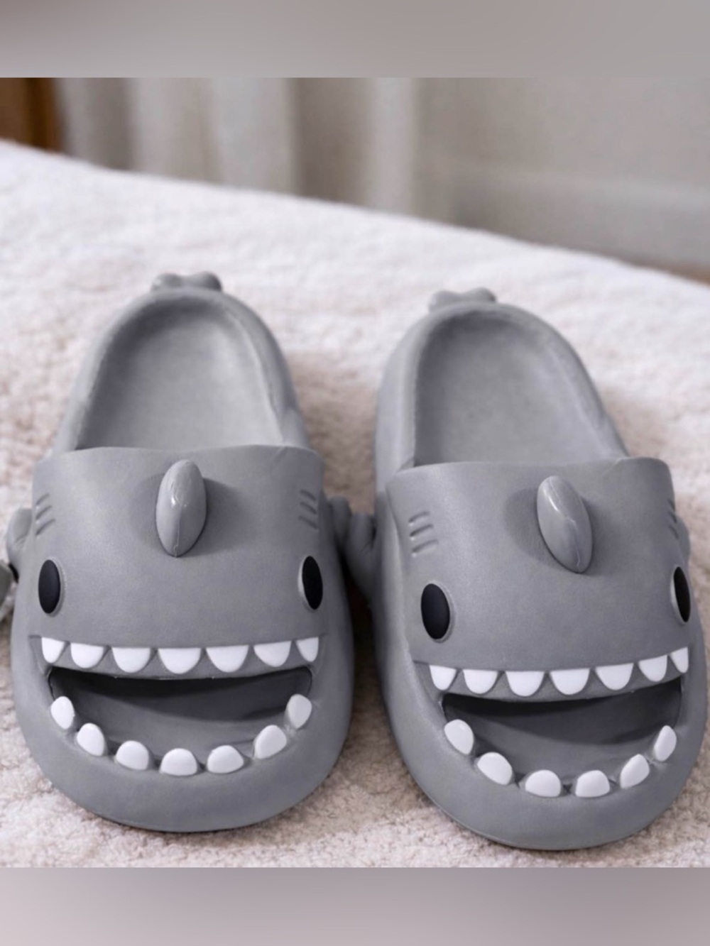 THE CLOUDIES™ - SHARK SLIDES